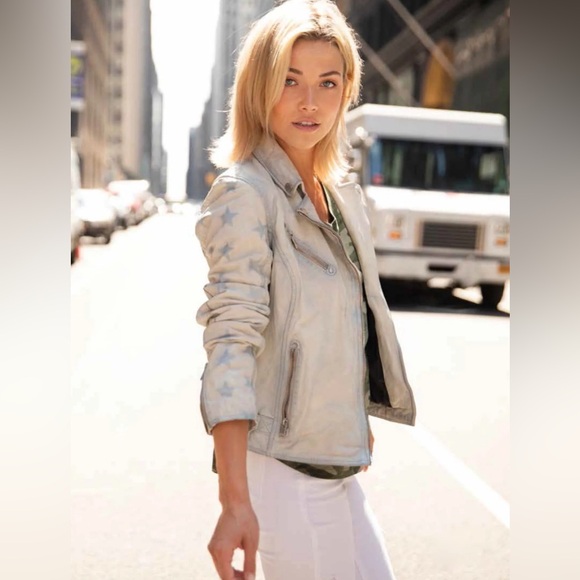 MAURITIUS Lamb Leather - Picture 2 of 16